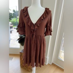 Auguste Mini Dress NWOT. Beautiful Feminine Style.